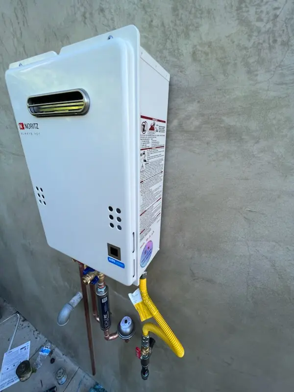 Tankless water heater installation for Florecita Farm homes